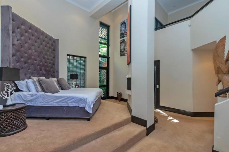 To Let 5 Bedroom Property for Rent in Houghton Gauteng