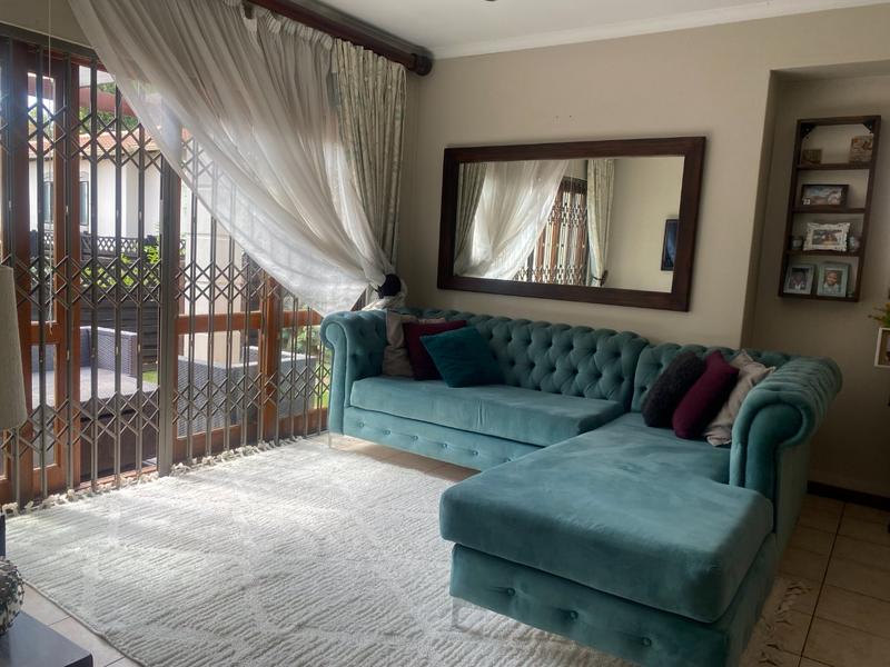 To Let 2 Bedroom Property for Rent in Paulshof Gauteng