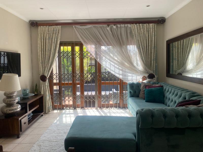 To Let 2 Bedroom Property for Rent in Paulshof Gauteng