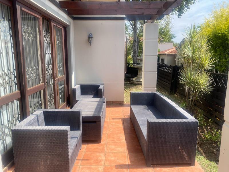 To Let 2 Bedroom Property for Rent in Paulshof Gauteng