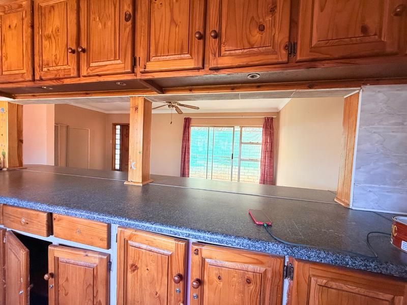 2 Bedroom Property for Sale in Vanderbijlpark Cw 6 Gauteng