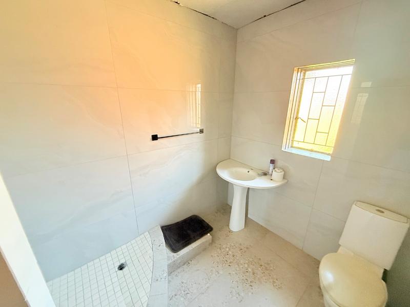 2 Bedroom Property for Sale in Vanderbijlpark Cw 6 Gauteng