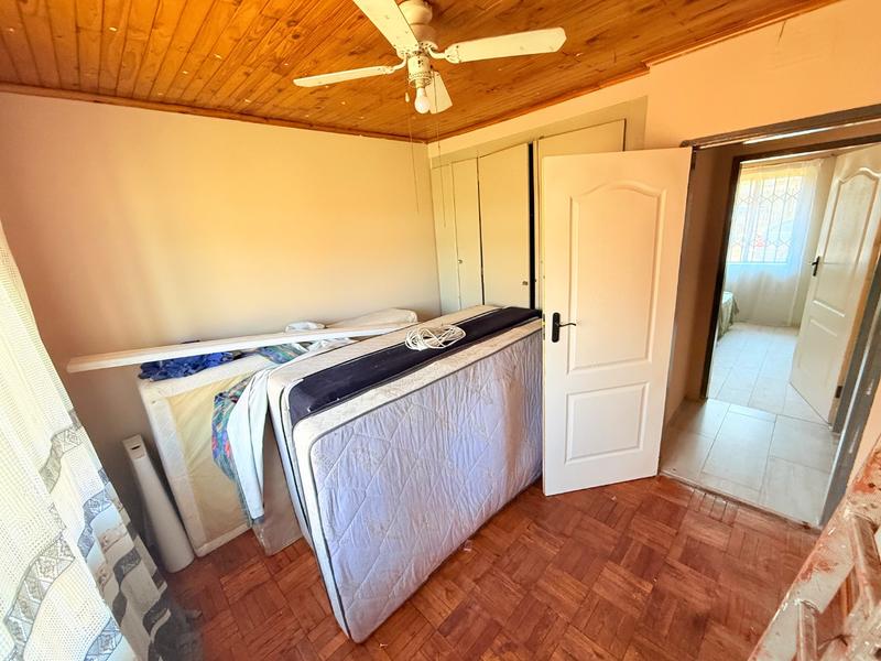 2 Bedroom Property for Sale in Vanderbijlpark Cw 6 Gauteng