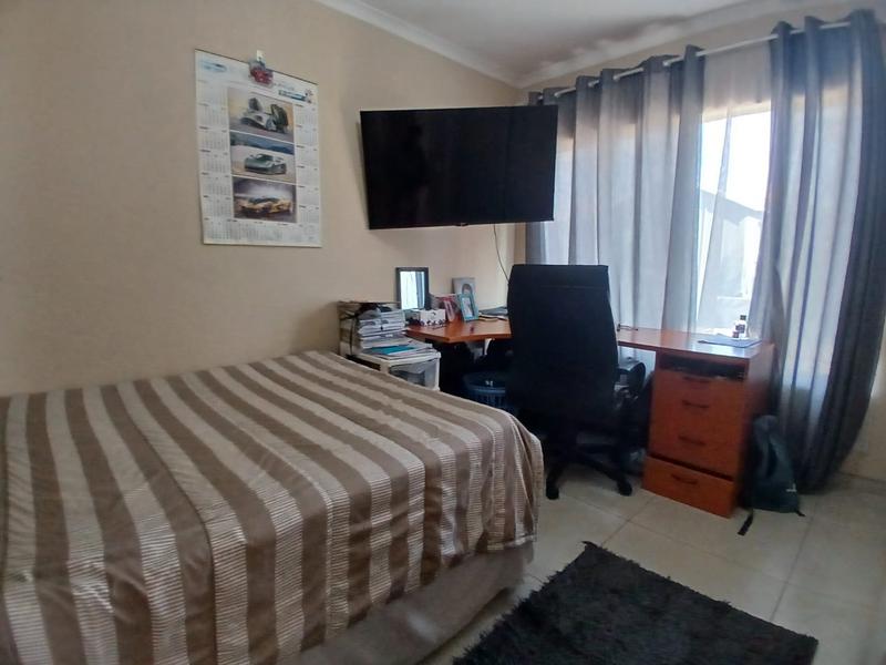 3 Bedroom Property for Sale in New Redruth Gauteng