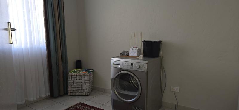 2 Bedroom Property for Sale in Verwoerdpark Gauteng