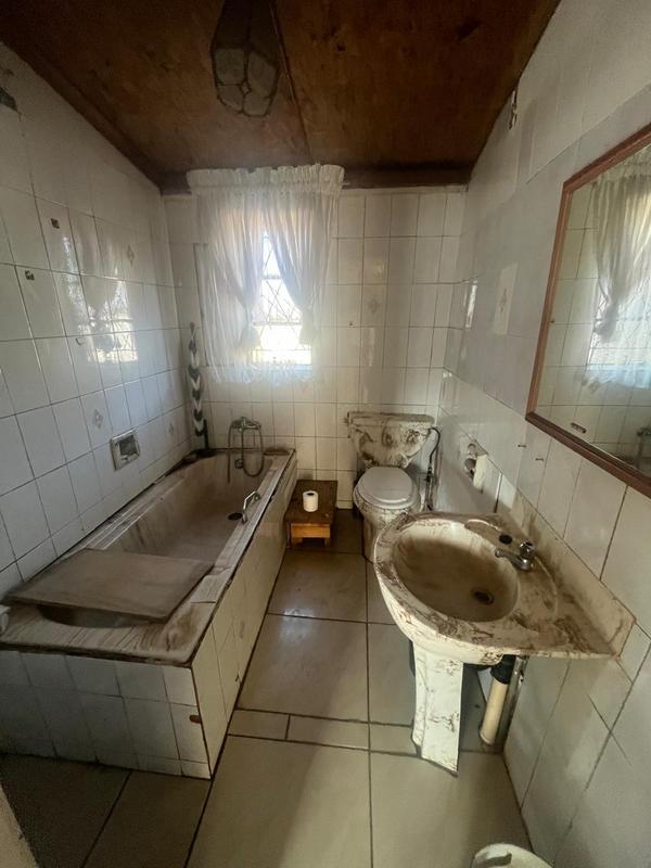 2 Bedroom Property for Sale in Meadowlands Zone 3 Gauteng