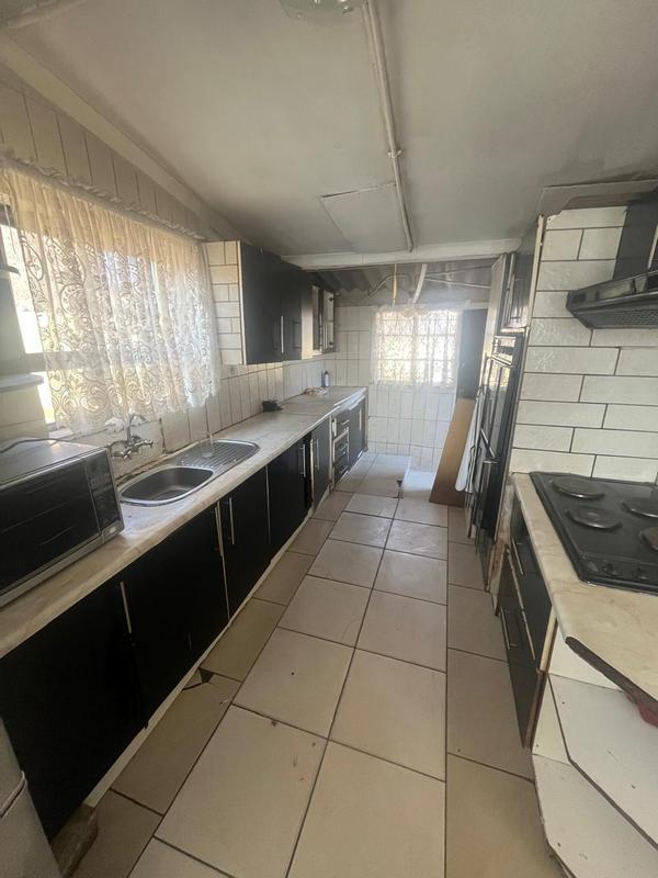 2 Bedroom Property for Sale in Meadowlands Zone 3 Gauteng