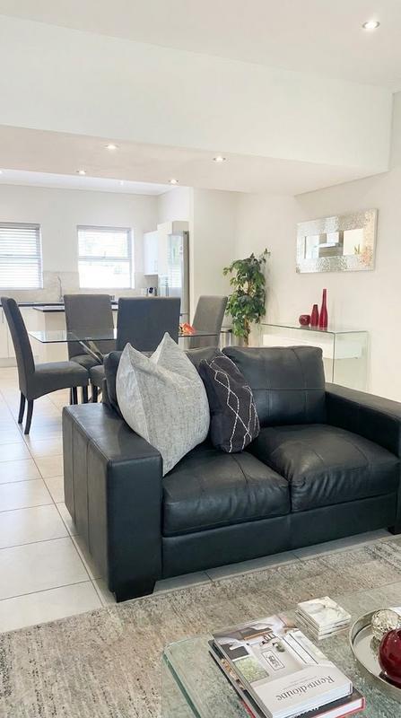 2 Bedroom Property for Sale in Morningside Gauteng