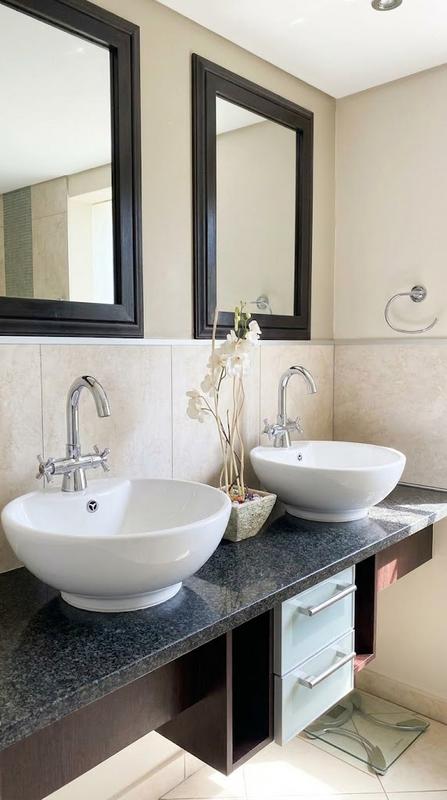 2 Bedroom Property for Sale in Morningside Gauteng