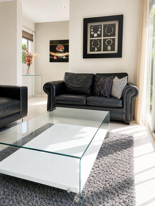 To Let 2 Bedroom Property for Rent in Morningside Gauteng
