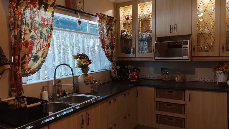 4 Bedroom Property for Sale in Greenhills Gauteng