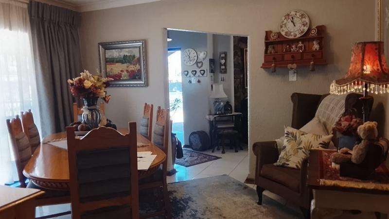 4 Bedroom Property for Sale in Greenhills Gauteng
