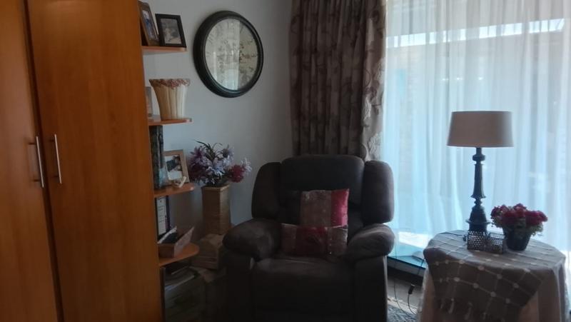 4 Bedroom Property for Sale in Greenhills Gauteng