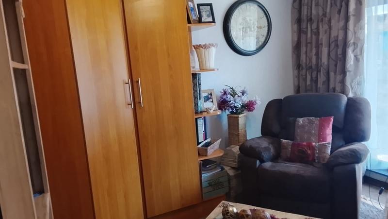 4 Bedroom Property for Sale in Greenhills Gauteng