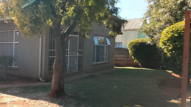3 Bedroom Property for Sale in Randgate Gauteng