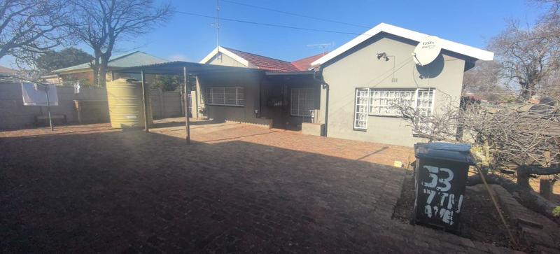 3 Bedroom Property for Sale in Roodepoort North Gauteng