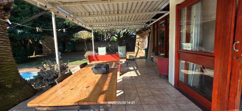 5 Bedroom Property for Sale in Garsfontein Gauteng