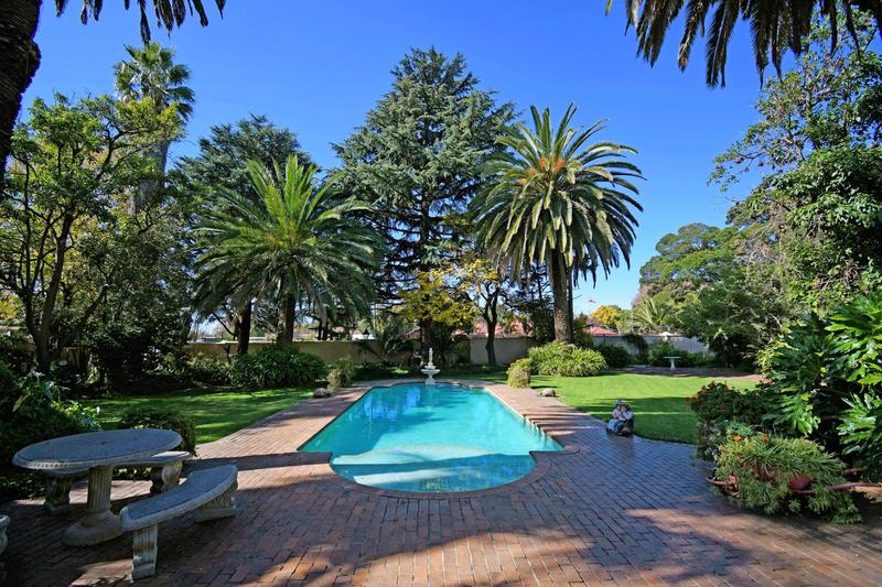 4 Bedroom Property for Sale in Lambton Gauteng