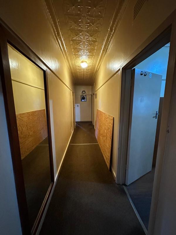 6 Bedroom Property for Sale in Geduld Gauteng