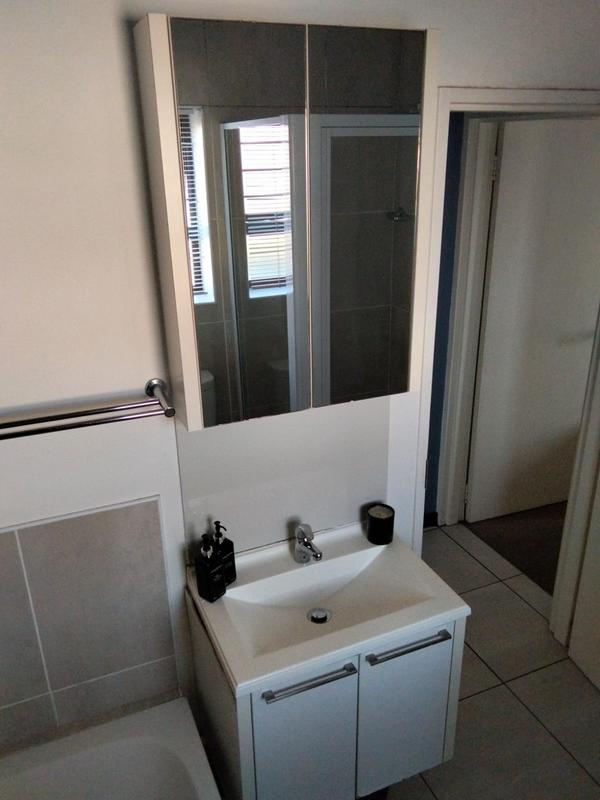2 Bedroom Property for Sale in Lonehill Gauteng