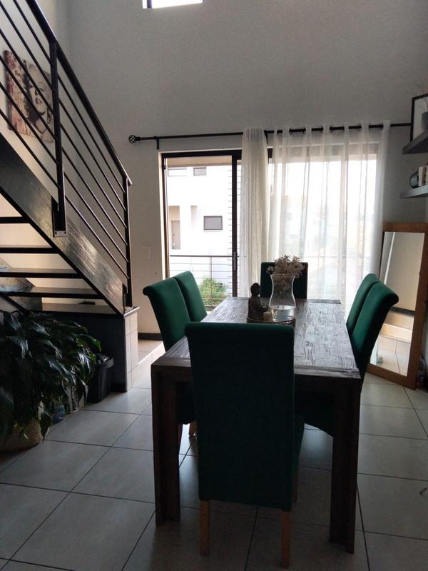 2 Bedroom Property for Sale in Lonehill Gauteng