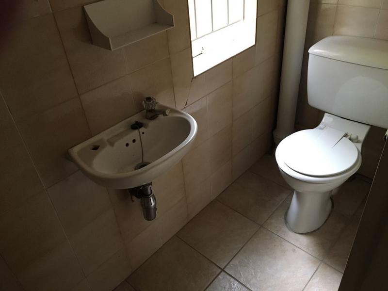 To Let 3 Bedroom Property for Rent in Faerie Glen Gauteng