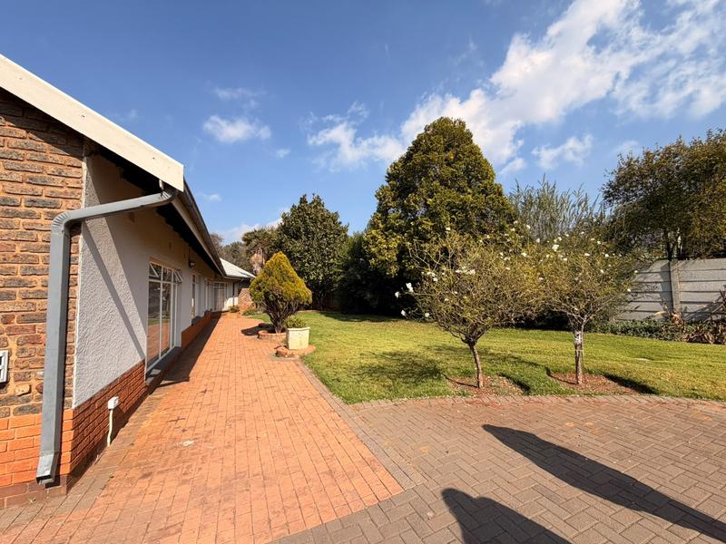 To Let 5 Bedroom Property for Rent in Henley on Klip Gauteng