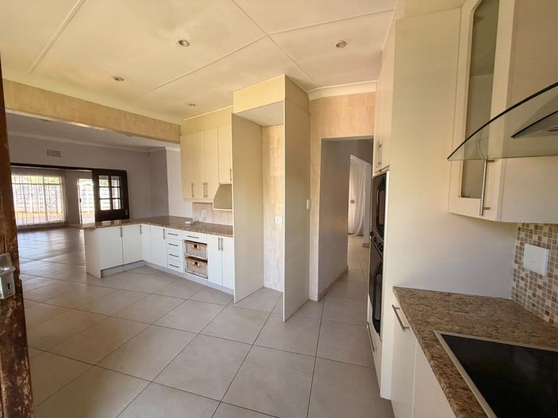 To Let 5 Bedroom Property for Rent in Henley on Klip Gauteng