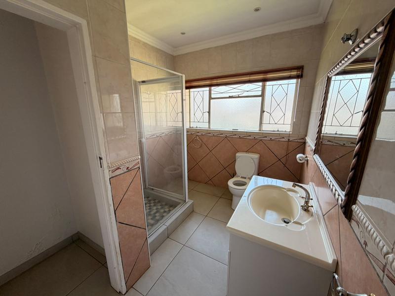 To Let 5 Bedroom Property for Rent in Henley on Klip Gauteng