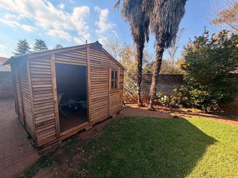 To Let 5 Bedroom Property for Rent in Henley on Klip Gauteng