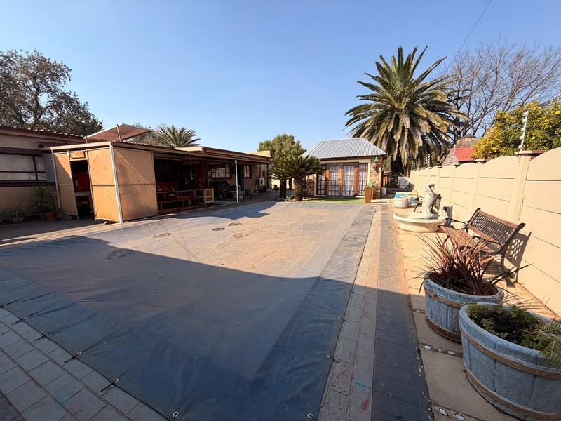 3 Bedroom Property for Sale in Golf Park Gauteng