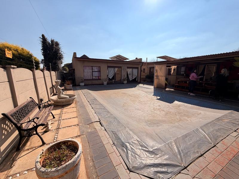 3 Bedroom Property for Sale in Golf Park Gauteng