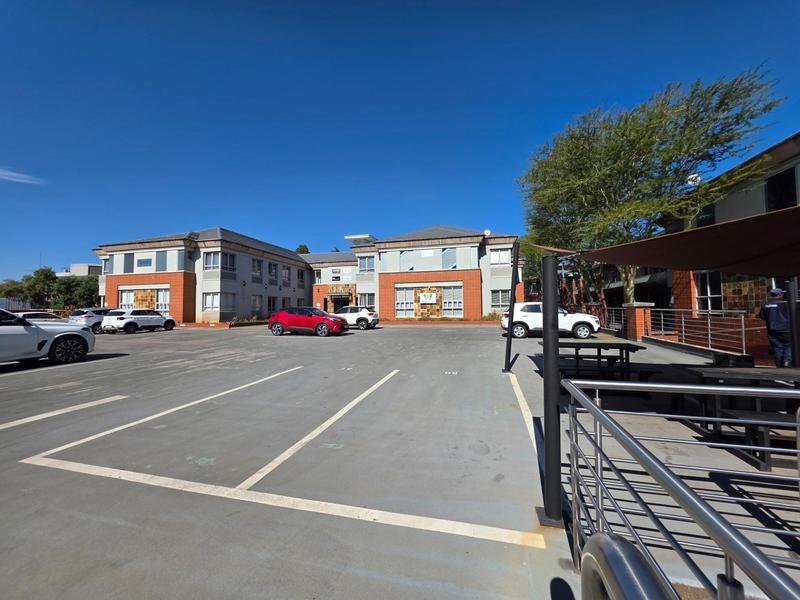 To Let Commercial Property for Rent in Faerie Glen Gauteng