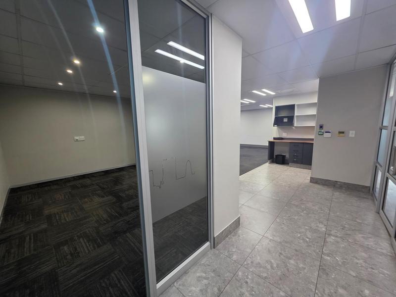 To Let Commercial Property for Rent in Faerie Glen Gauteng