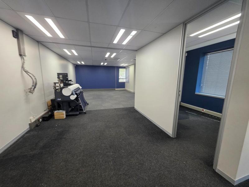 To Let Commercial Property for Rent in Faerie Glen Gauteng