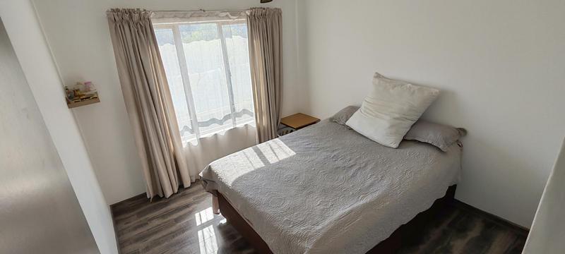 1 Bedroom Property for Sale in Sunninghill Gauteng