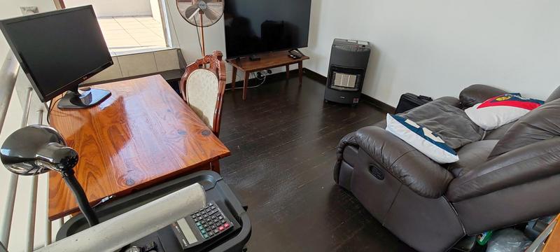 1 Bedroom Property for Sale in Sunninghill Gauteng