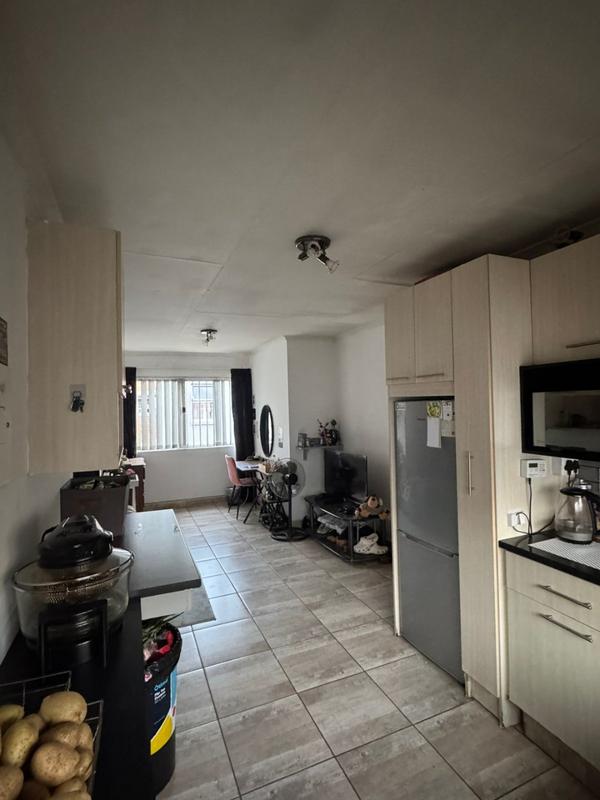 To Let 2 Bedroom Property for Rent in Murrayfield Gauteng