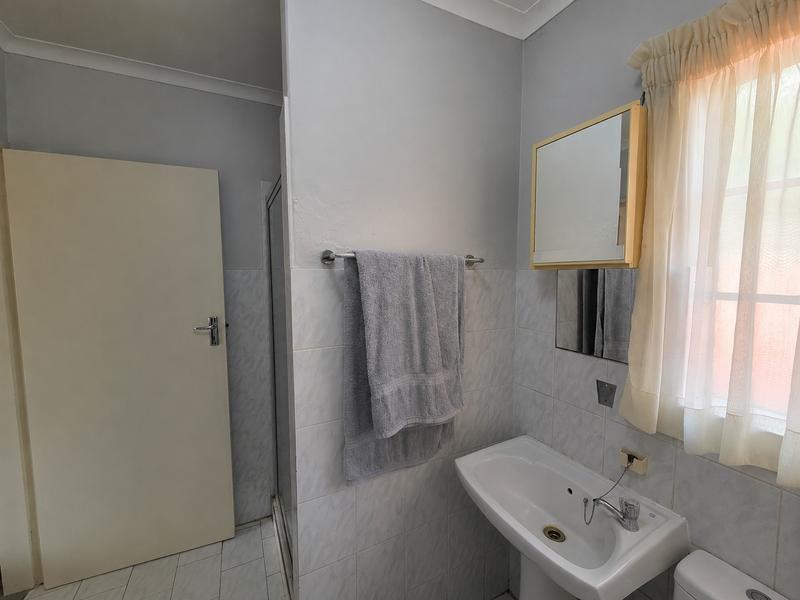 2 Bedroom Property for Sale in Elardus Park Gauteng