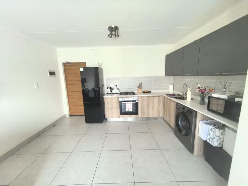 1 Bedroom Property for Sale in Modderfontein Gauteng