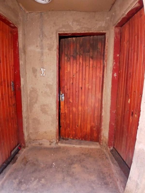2 Bedroom Property for Sale in Bram Fischerville Gauteng