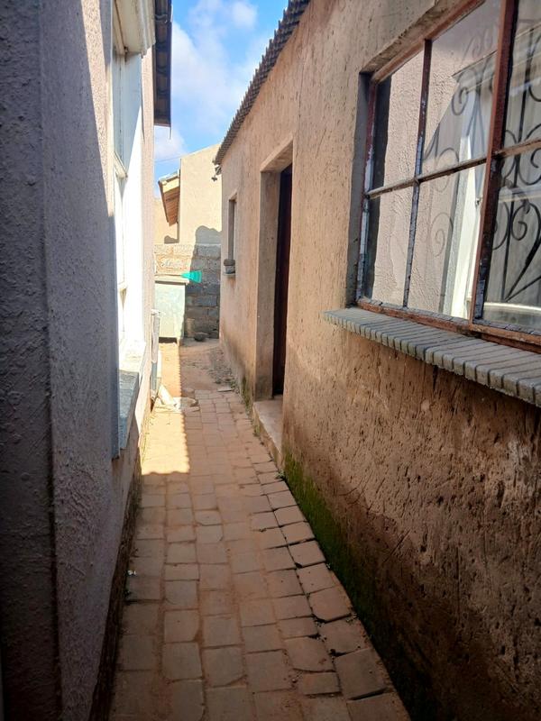 2 Bedroom Property for Sale in Bram Fischerville Gauteng