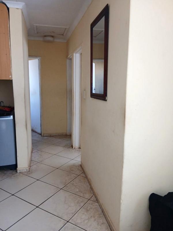 2 Bedroom Property for Sale in Bram Fischerville Gauteng