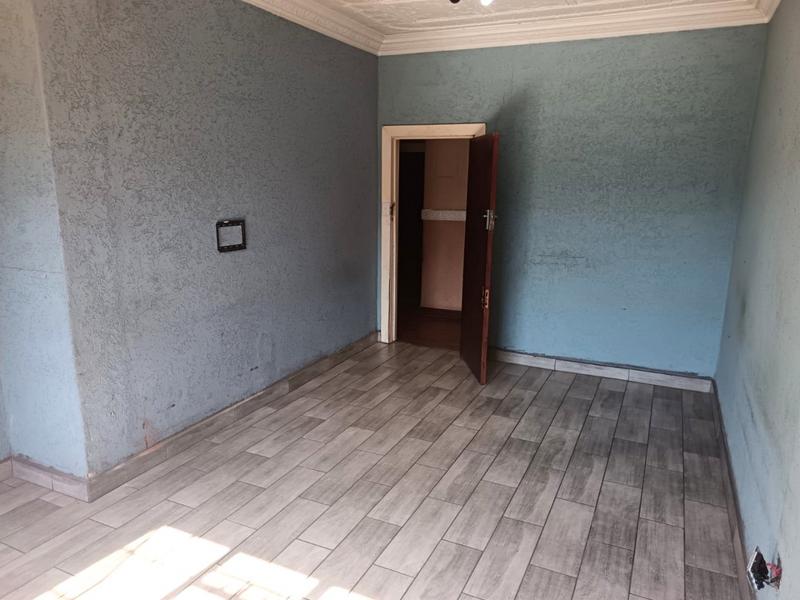4 Bedroom Property for Sale in Florida Gauteng