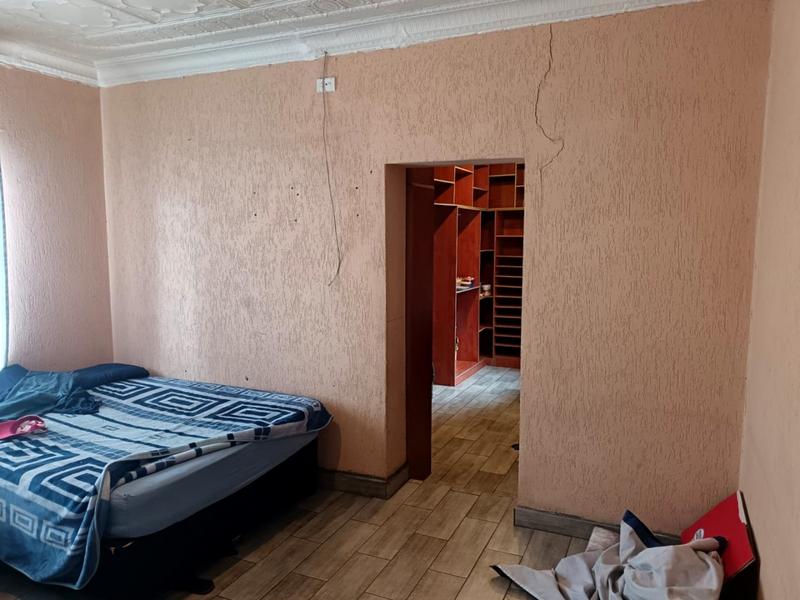 4 Bedroom Property for Sale in Florida Gauteng