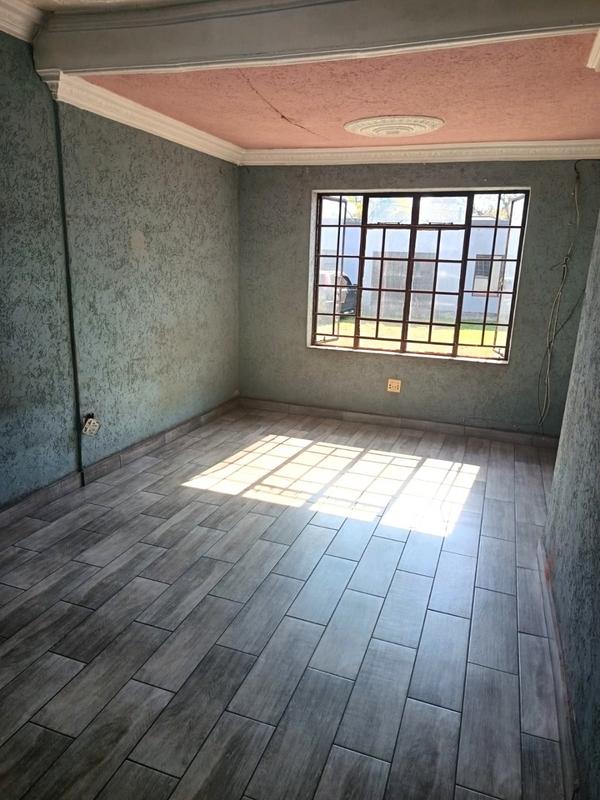 4 Bedroom Property for Sale in Florida Gauteng