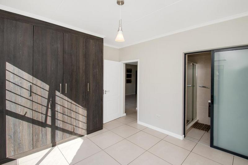 To Let 3 Bedroom Property for Rent in Fourways Gauteng