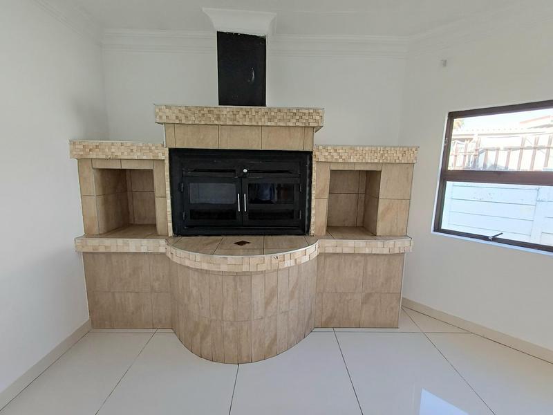 4 Bedroom Property for Sale in Erasmia Gauteng