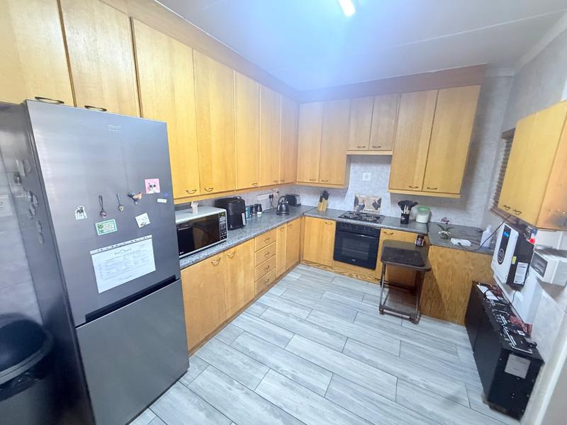 2 Bedroom Property for Sale in Vanderbijlpark Cw 6 Gauteng