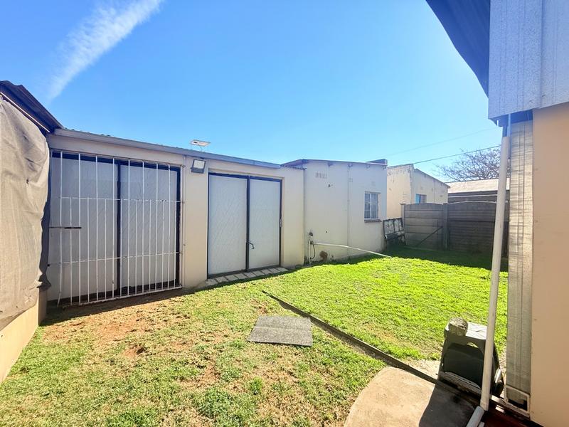 2 Bedroom Property for Sale in Vanderbijlpark Cw 6 Gauteng